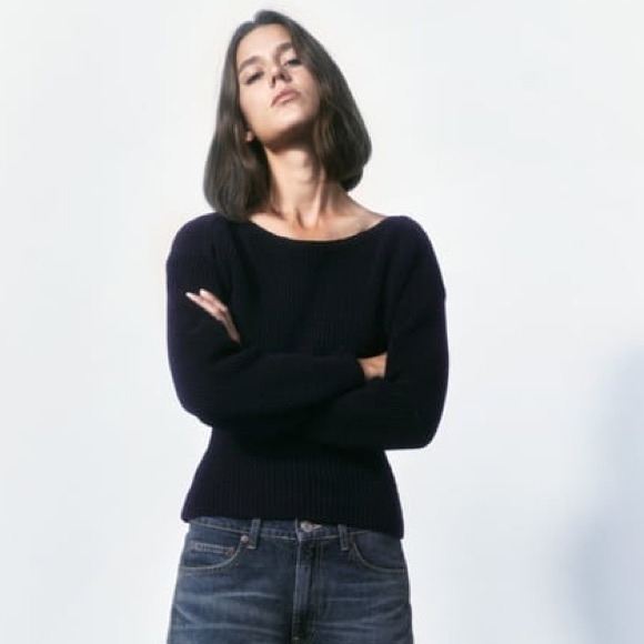 Structured zara knit sweater - Picture 2 of 5